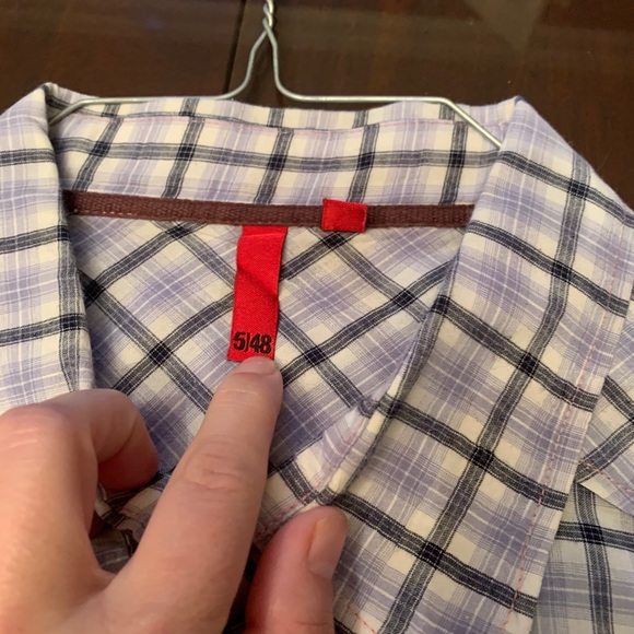 5/48 Button Down - Picture 3 of 3